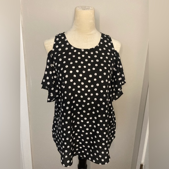 IZ Beyer black with white polka dots cold shoulder - Picture 2 of 4